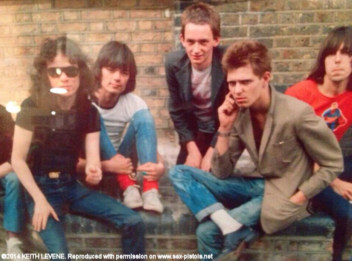 The Clash meet the Ramones 1976