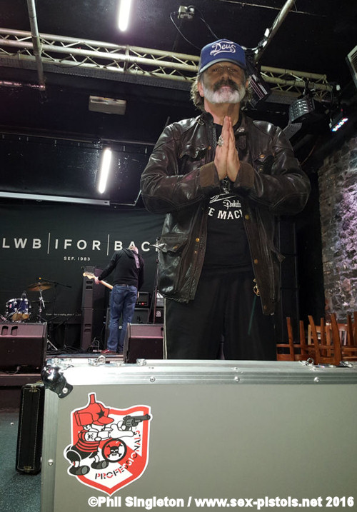 The Professionals: Clwb Ifor Bach, Cardiff, 17th March 2016 Soundcheck